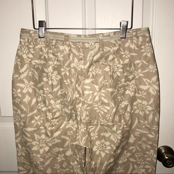 Faded Glory 4 Cropped Pants - Picture 7 of 9